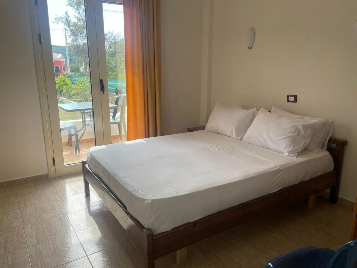 Hotel Vila Andi Zverneci Εξωτερικό φωτογραφία