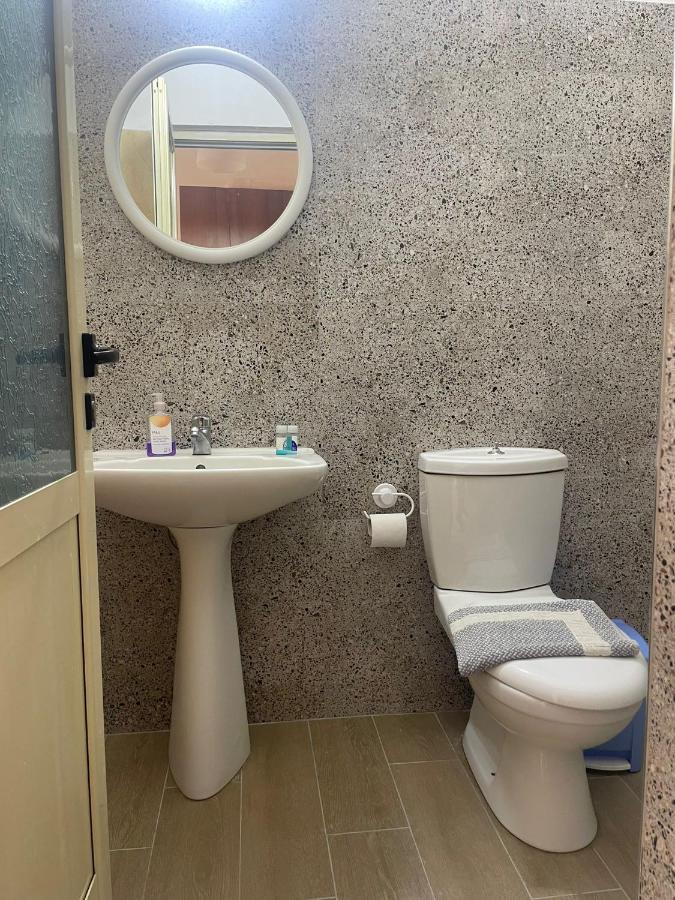 Hotel Vila Andi Zverneci Εξωτερικό φωτογραφία