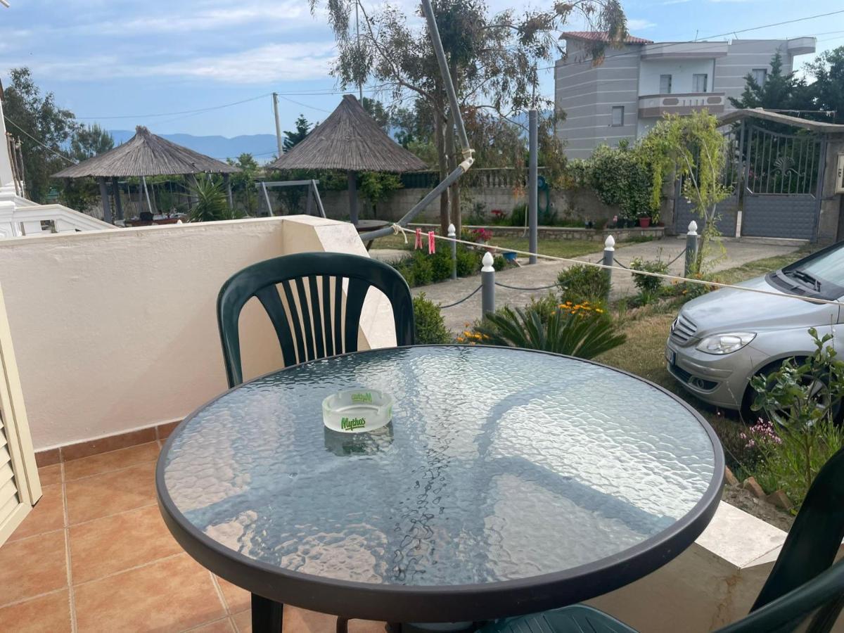 Hotel Vila Andi Zverneci Εξωτερικό φωτογραφία