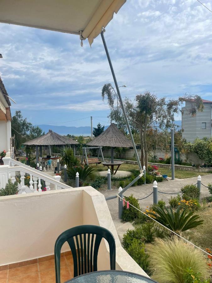 Hotel Vila Andi Zverneci Εξωτερικό φωτογραφία