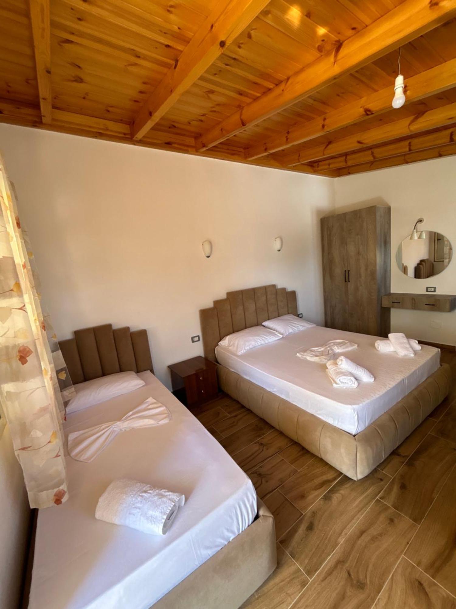 Hotel Vila Andi Zverneci Εξωτερικό φωτογραφία