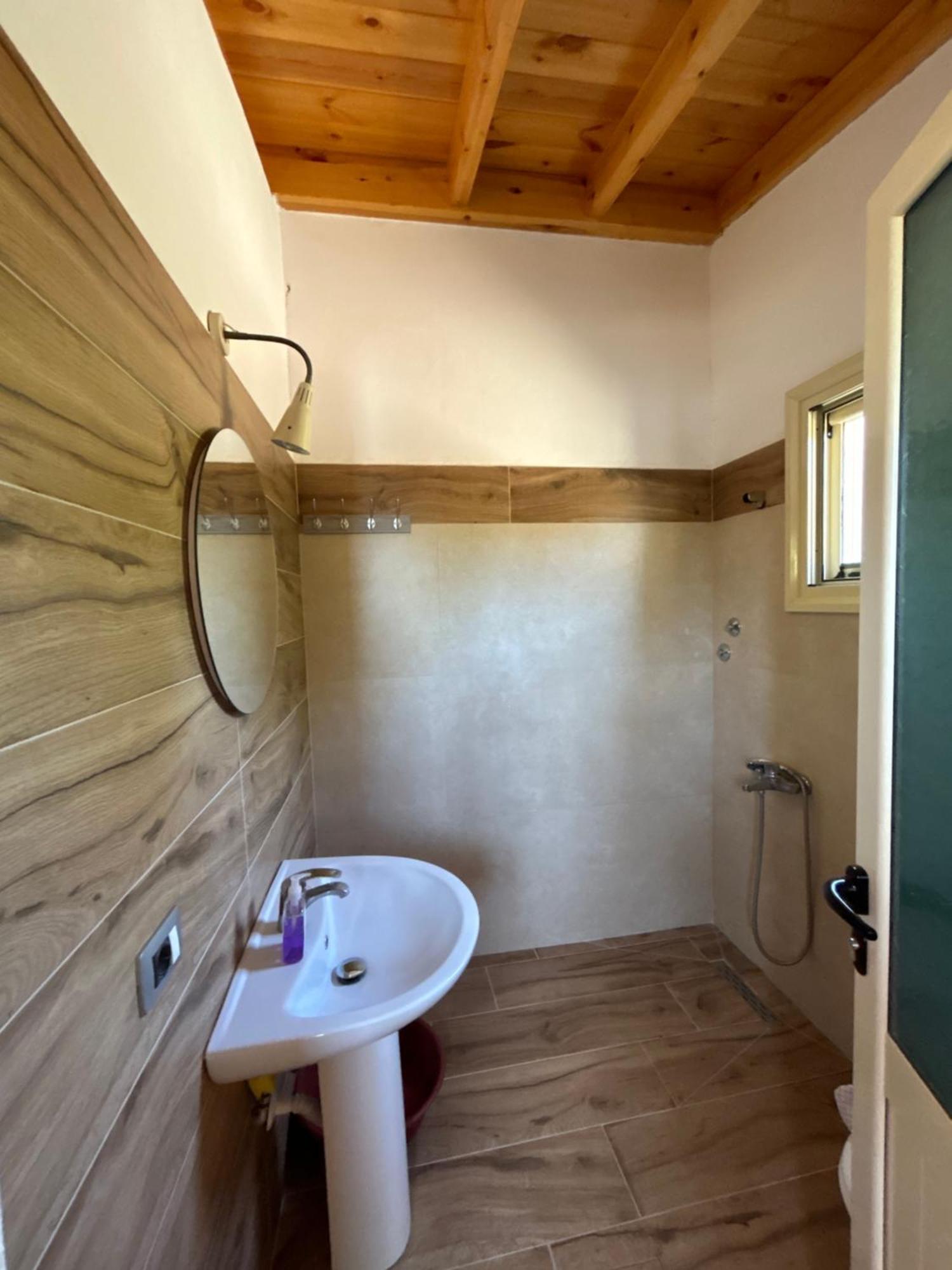 Hotel Vila Andi Zverneci Εξωτερικό φωτογραφία