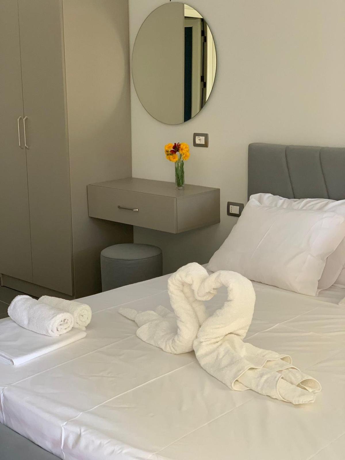 Hotel Vila Andi Zverneci Εξωτερικό φωτογραφία