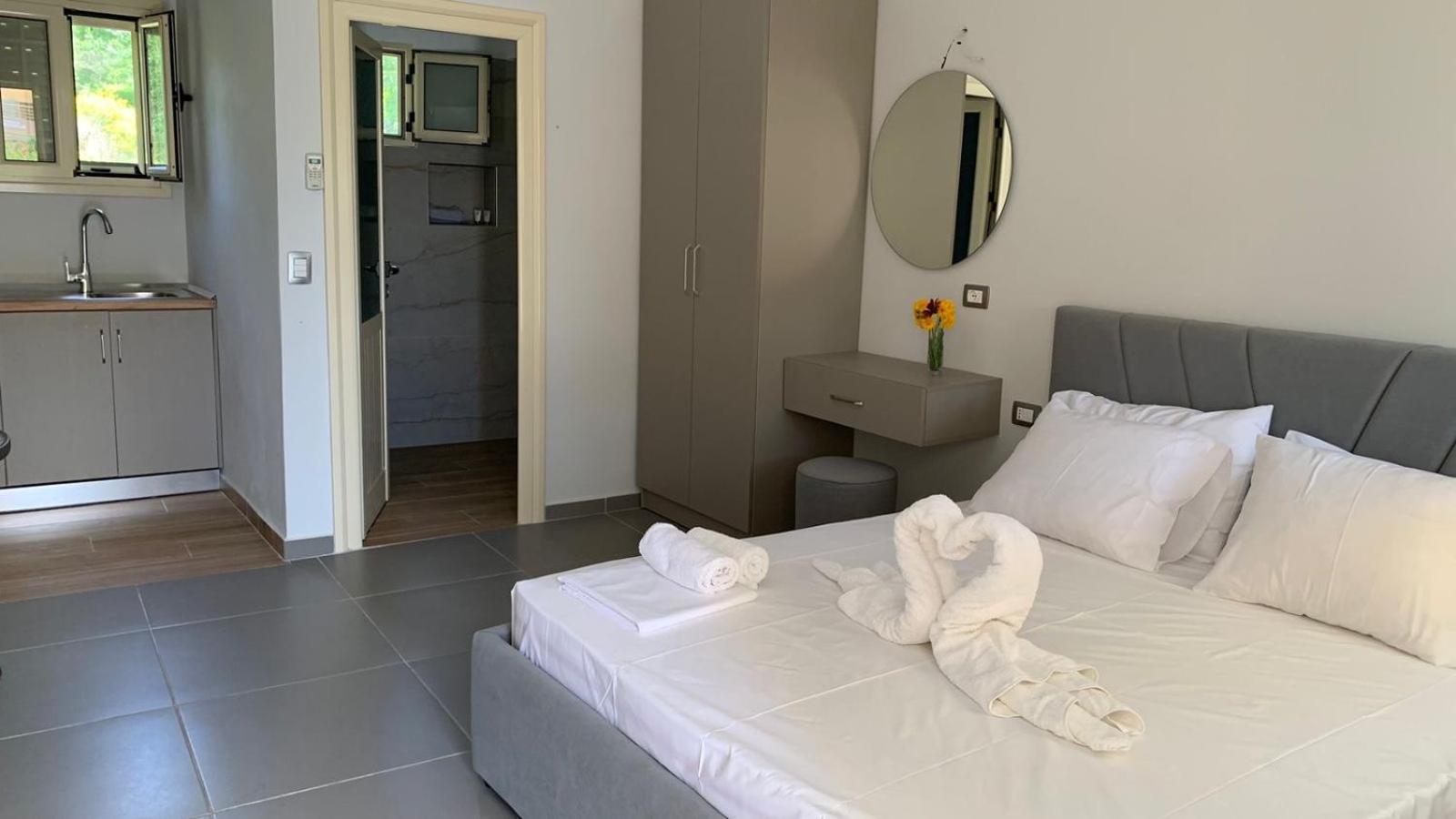 Hotel Vila Andi Zverneci Εξωτερικό φωτογραφία
